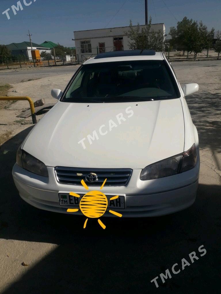 Toyota Camry 2000 - 130 000 TMT - Теджен - img 6