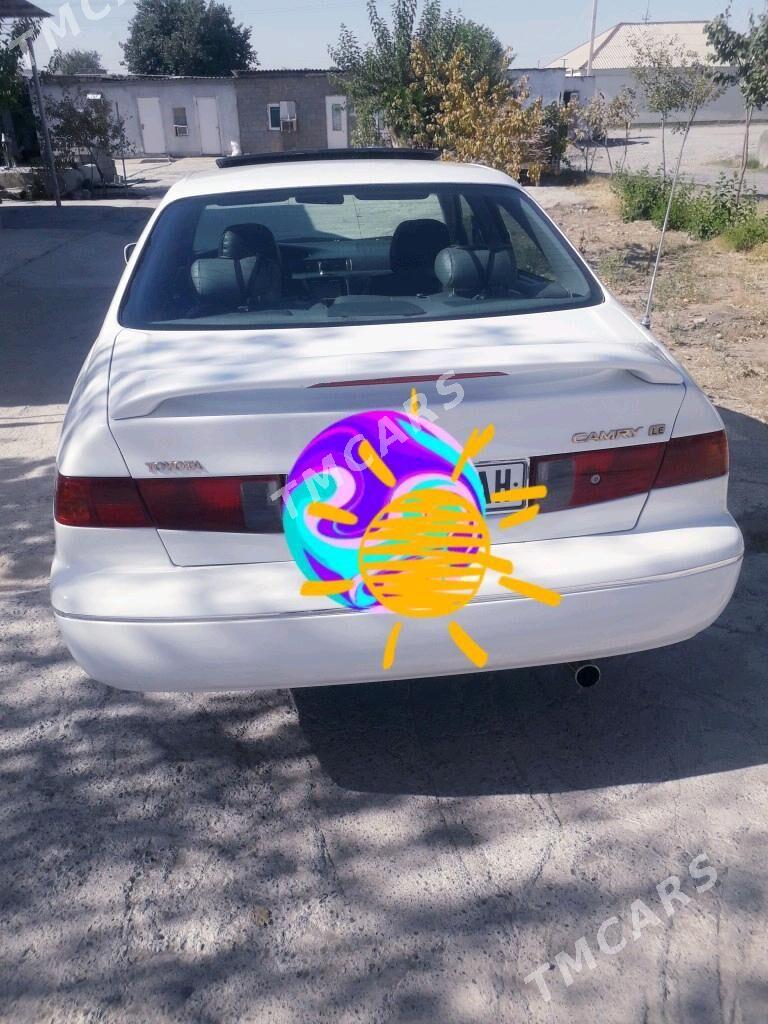 Toyota Camry 2000 - 130 000 TMT - Теджен - img 5