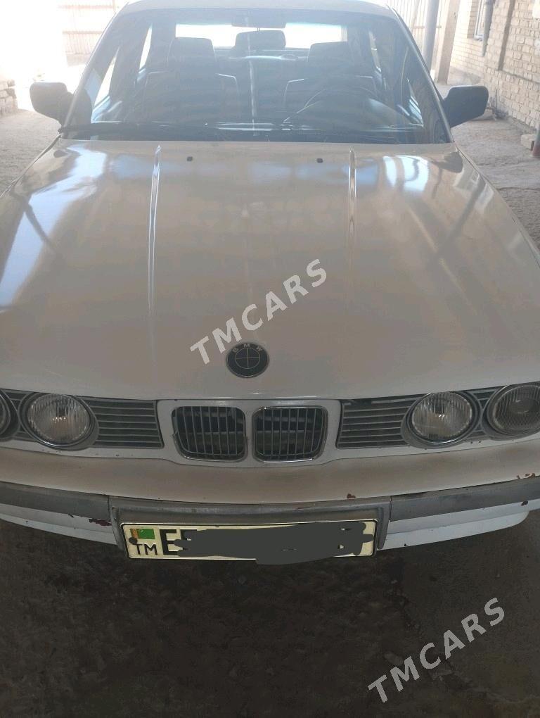 BMW 525 1990 - 45 000 TMT - Sarahs - img 2