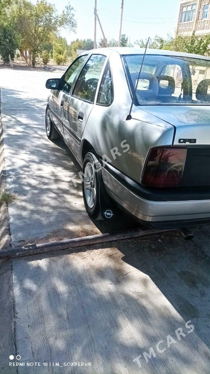 Opel Vectra 1989 - 31 000 TMT - Mary - img 3