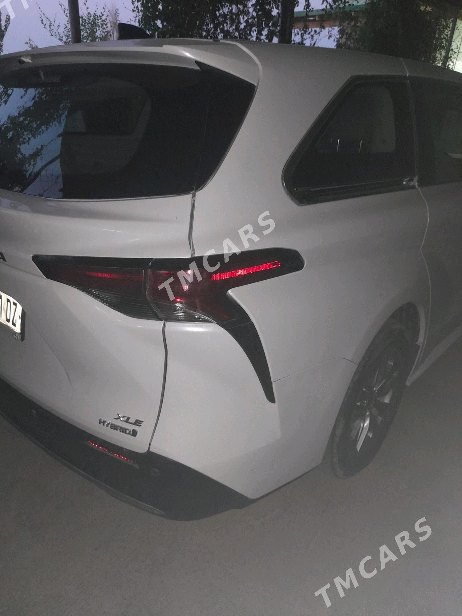 Toyota Sienna 2021 - 500 000 TMT - Дашогуз - img 5