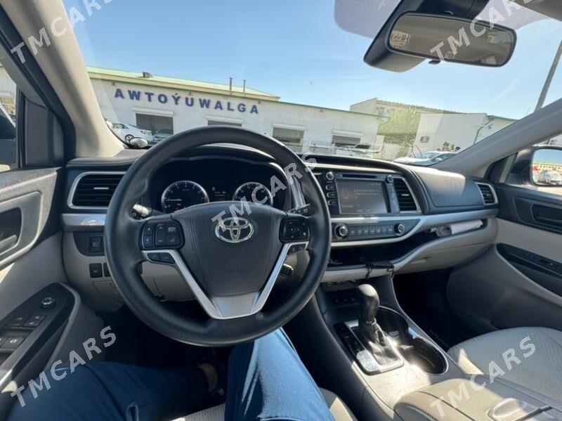 Toyota Highlander 2018 - 400 000 TMT - Ашхабад - img 2
