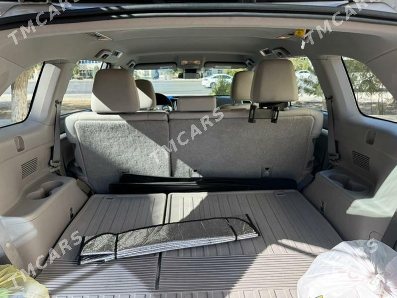 Toyota Highlander 2018 - 400 000 TMT - Ашхабад - img 3