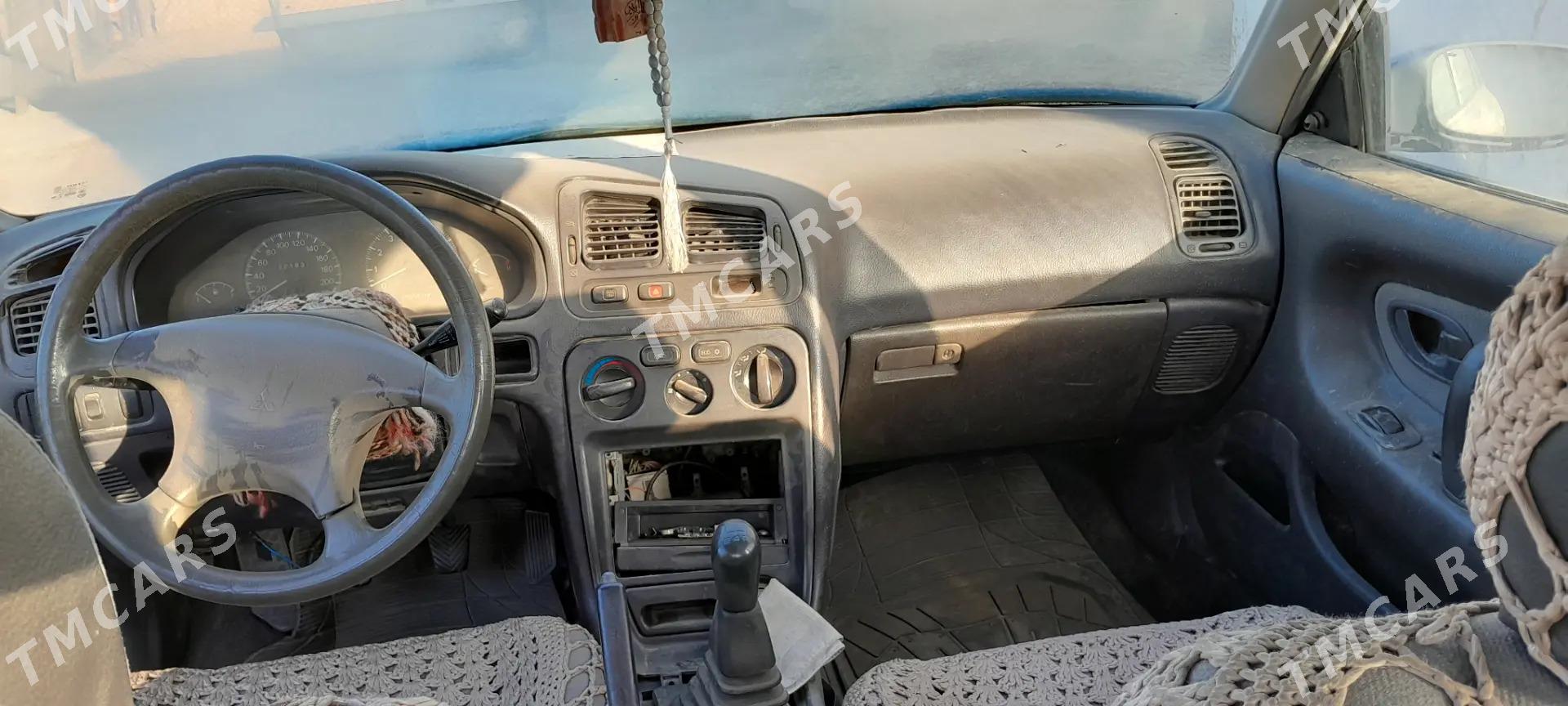 Mitsubishi Galant 1993 - 7 500 TMT - Махтумкули - img 9