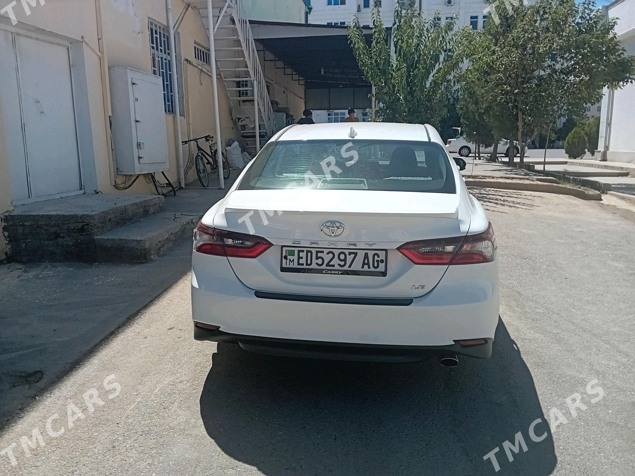 Toyota Camry 2022 - 320 000 TMT - Aşgabat - img 2