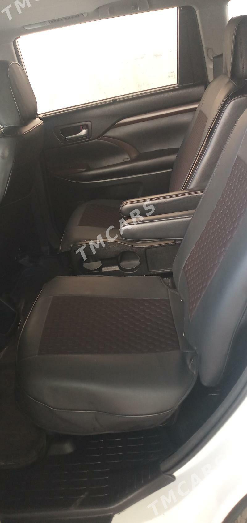 Toyota Highlander 2016 - 390 000 TMT - Дашогуз - img 6