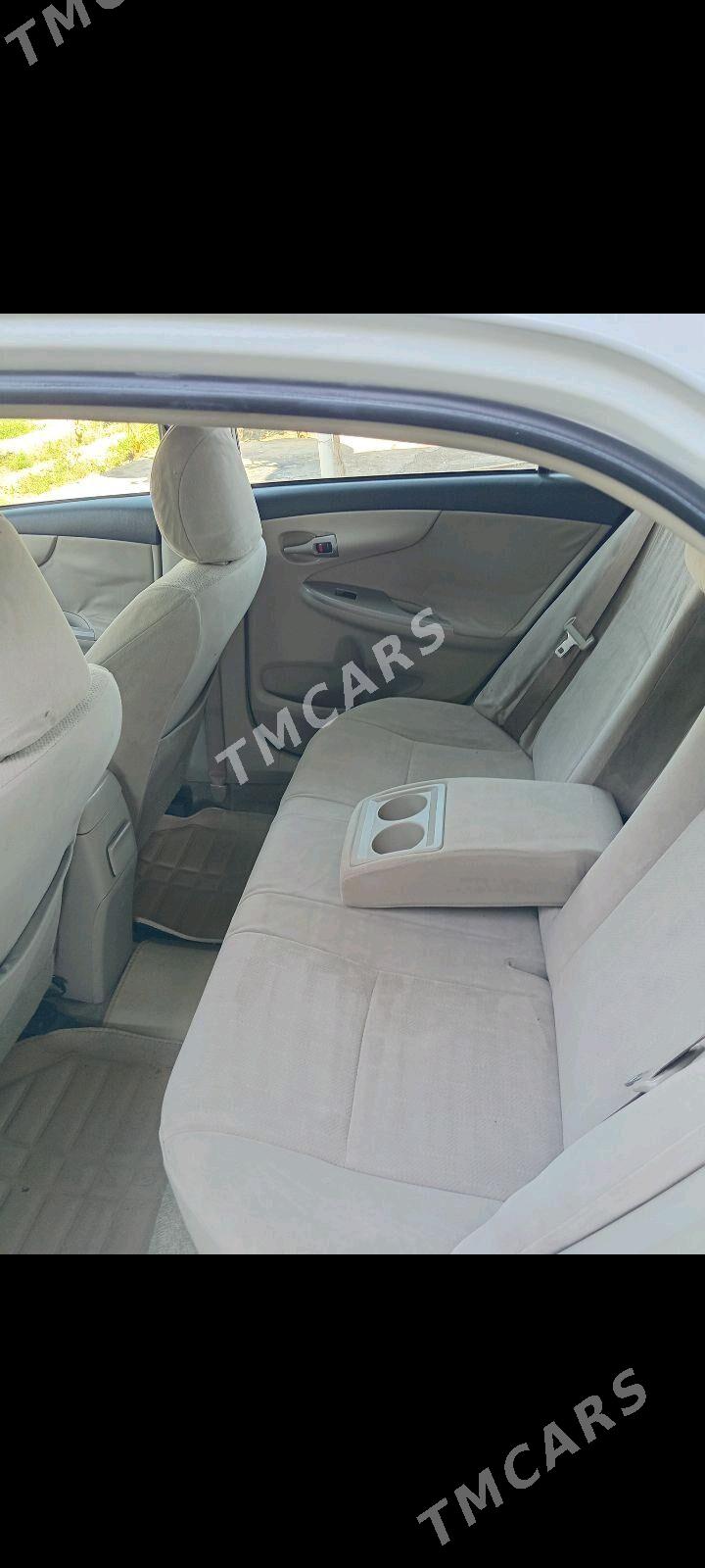 Toyota Corolla 2011 - 175 000 TMT - Бузмеин - img 3