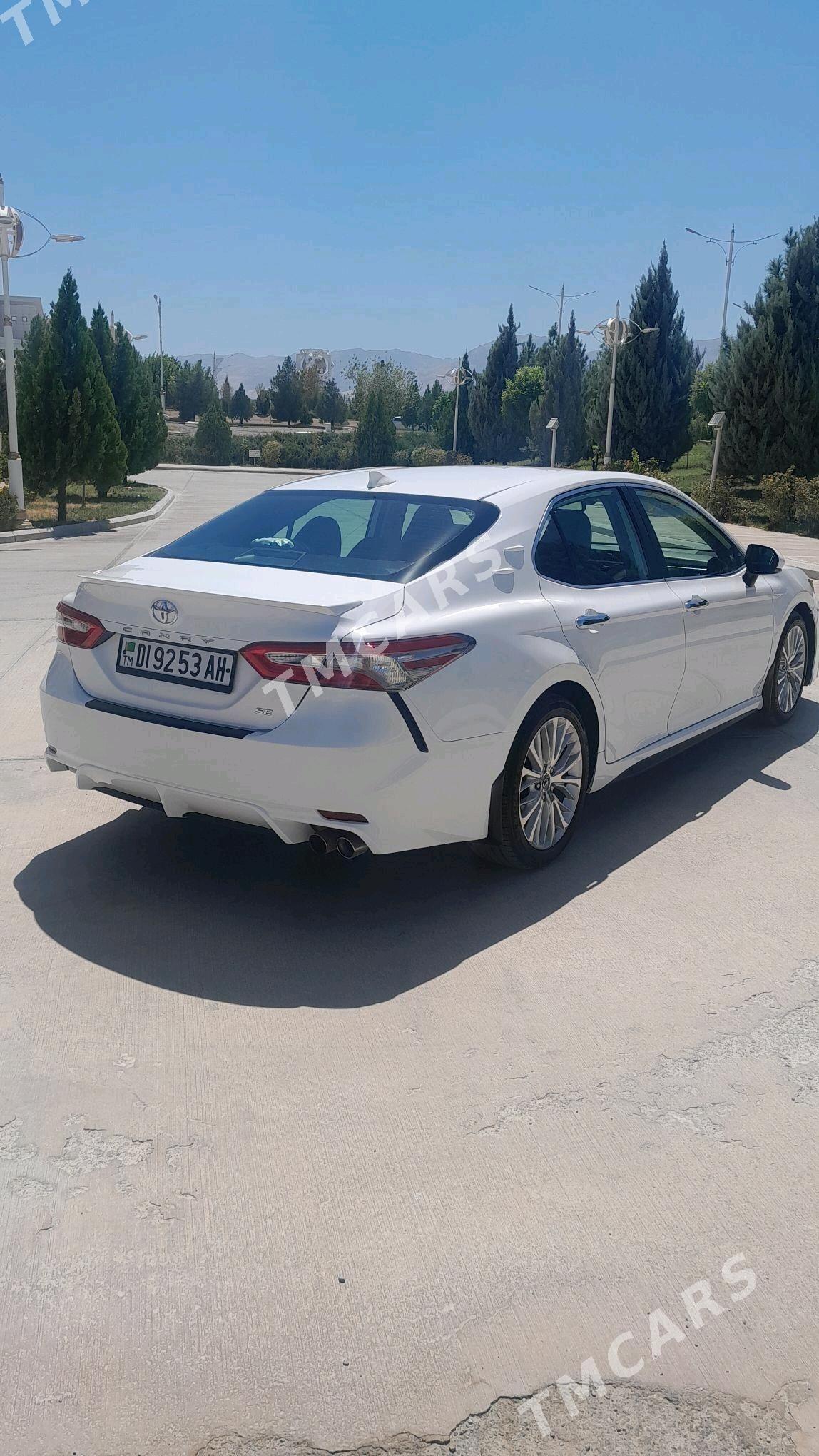 Toyota Camry 2019 - 320 000 TMT - Änew - img 3