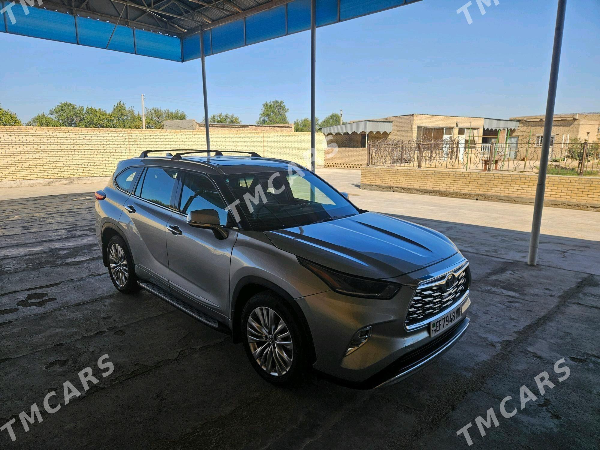 Toyota Highlander 2021 - 580 000 TMT - Байрамали - img 8