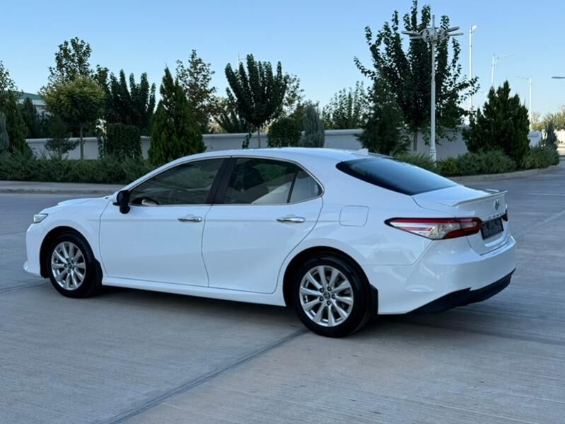 Toyota Camry 2019 - 305 000 TMT - Ашхабад - img 2