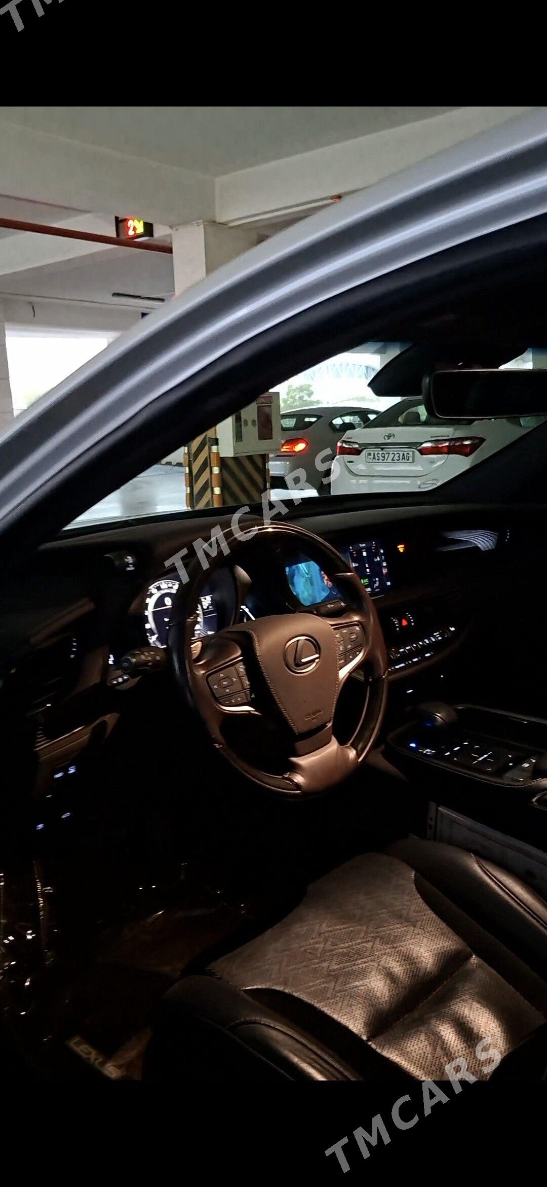 Lexus LS 500 2019 - 680 000 TMT - Türkmenbaşy şaýoly - img 2