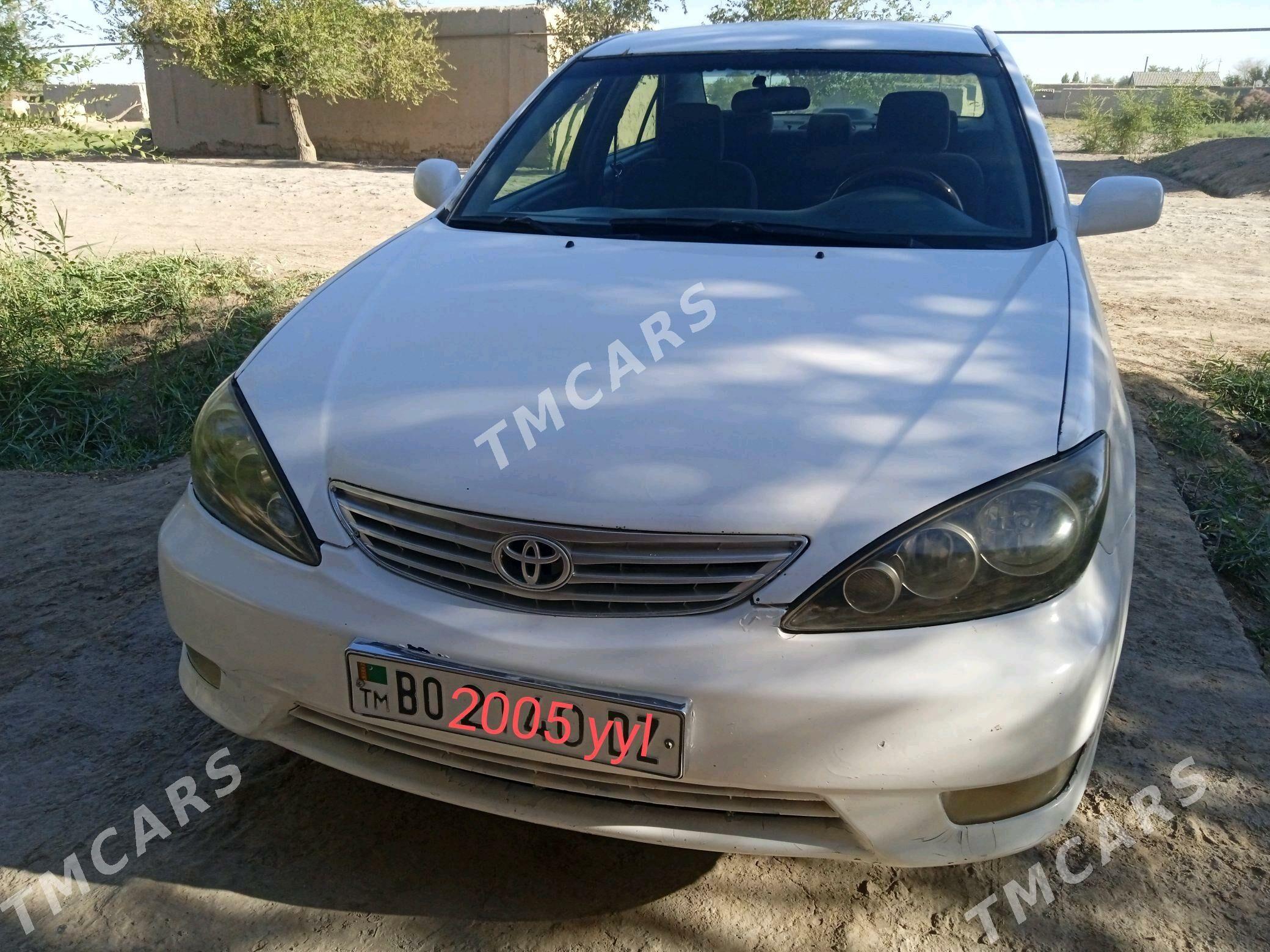 Toyota Camry 2005 - 132 000 TMT - Акдепе - img 4