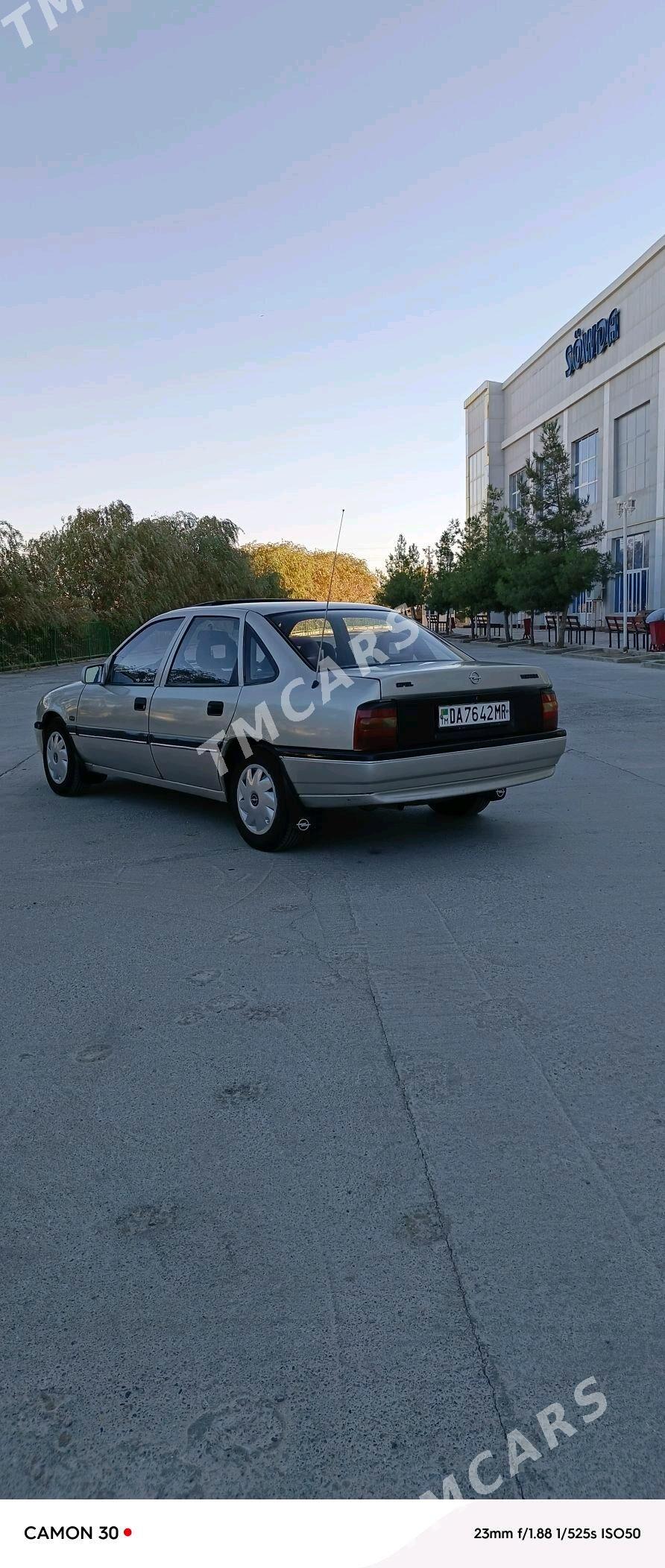 Opel Vectra 1989 - 33 000 TMT - Mary - img 4