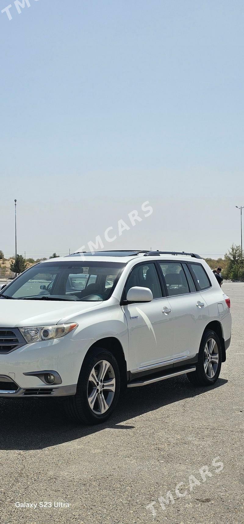 Toyota Highlander 2012 - 340 000 TMT - Туркменабат - img 2