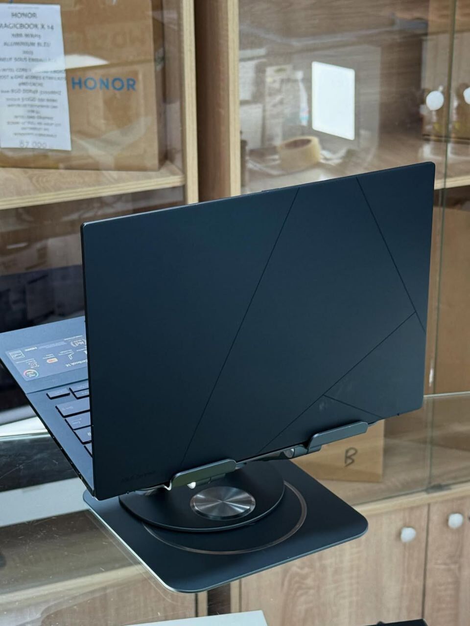 ASUS Zenbook/Ultra 9/32GB RAM - Aşgabat - img 4