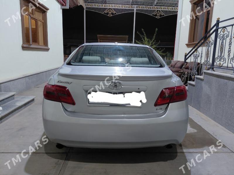 Toyota Camry 2010 - 150 000 TMT - 6 мкр - img 2