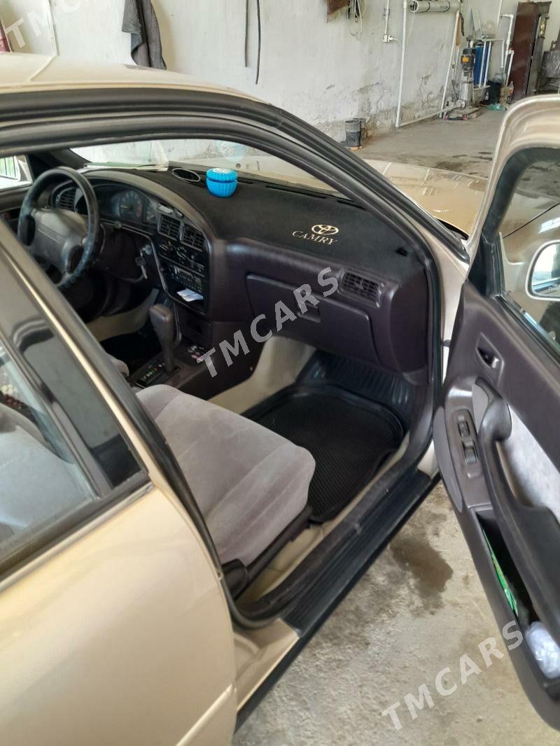 Toyota Camry 1993 - 110 000 TMT - Dänew - img 3