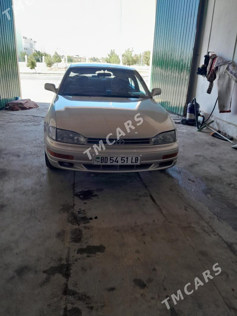 Toyota Camry 1993 - 110 000 TMT - Dänew - img 4