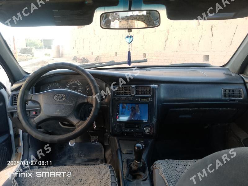 Toyota Carina 1996 - 50 000 TMT - Kerki - img 4