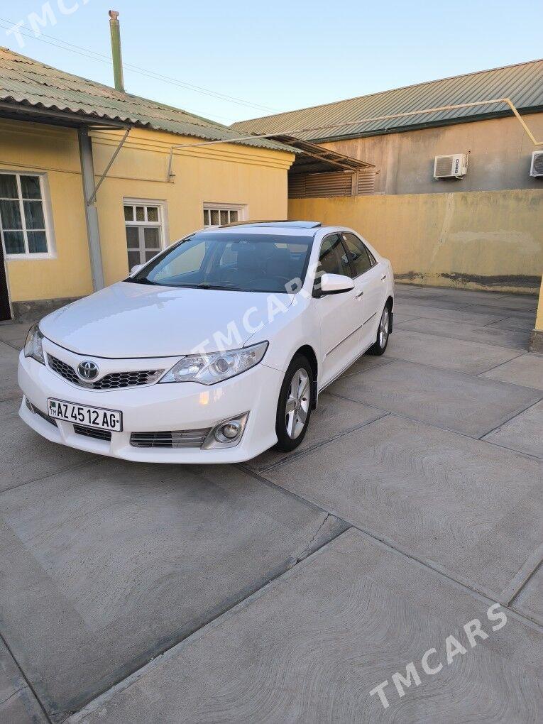 Toyota Camry 2012 - 218 000 TMT - Бузмеин - img 5