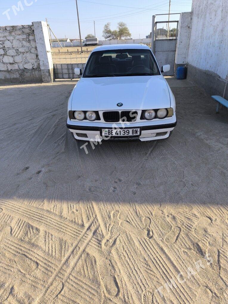 BMW 525 1995 - 48 000 TMT - Эсенгулы - img 6