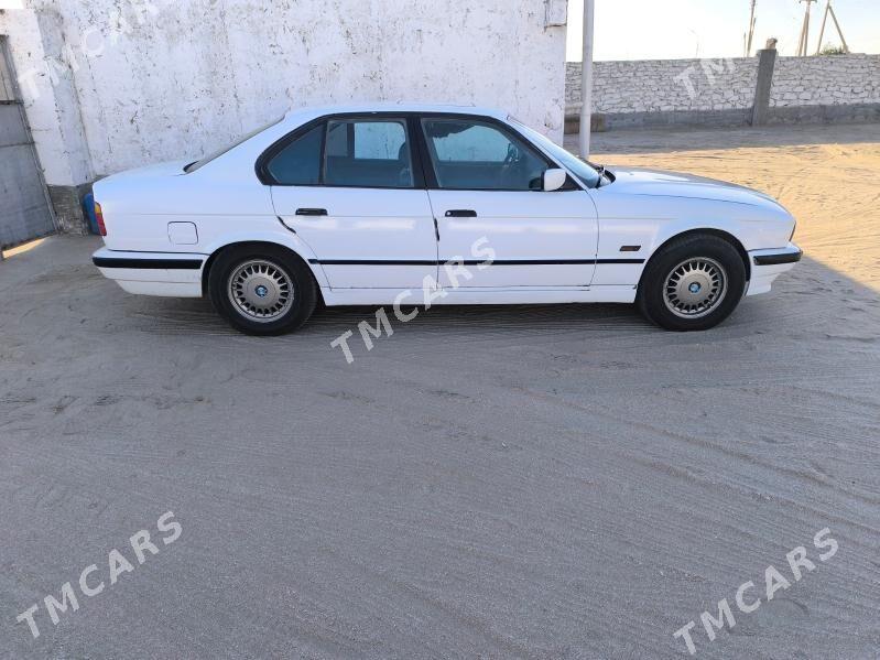BMW 525 1995 - 48 000 TMT - Эсенгулы - img 8