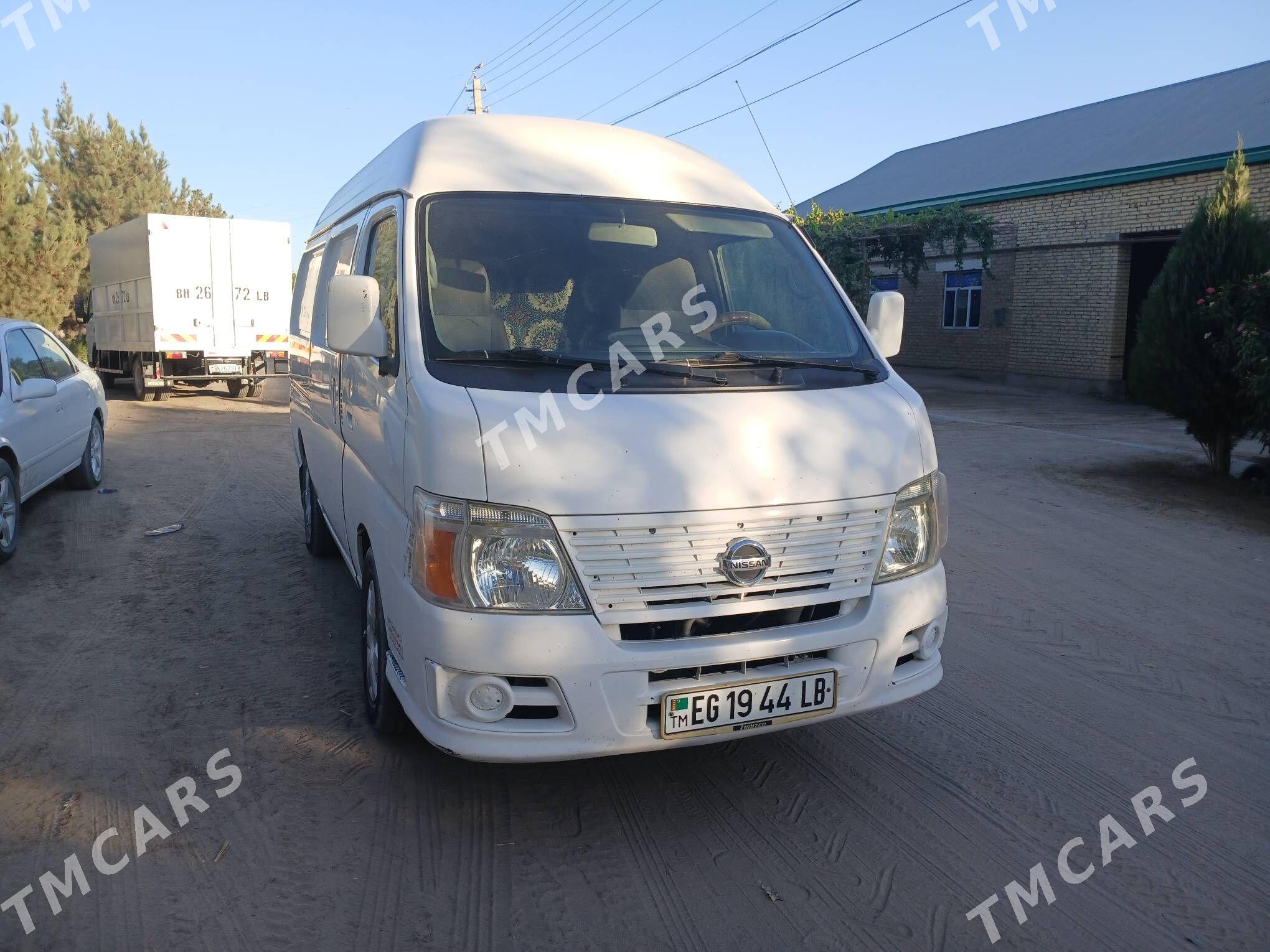 Nissan Urvan 2011 - 210 000 TMT - Garabekewül - img 6