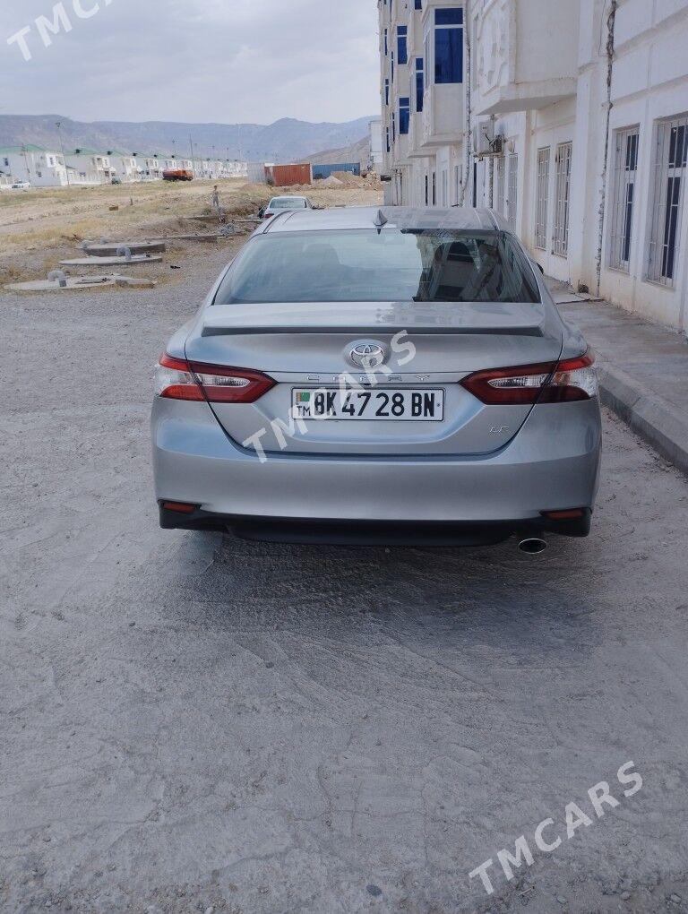 Toyota Camry 2019 - 300 000 TMT - Балканабат - img 2