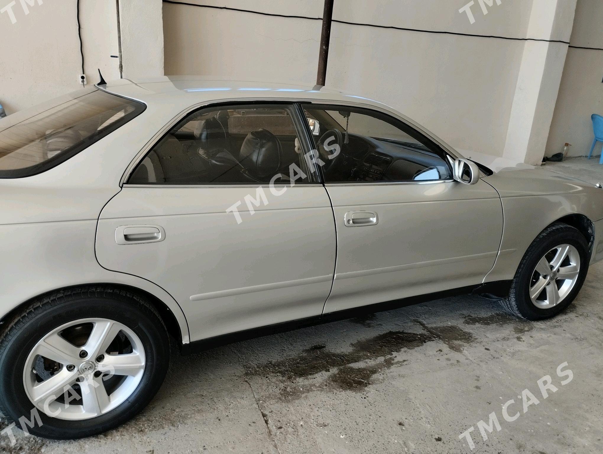 Toyota Mark II 1994 - 60 000 TMT - Çärjew - img 8