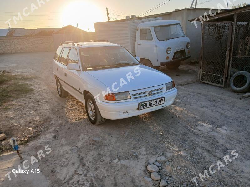 Opel Astra 1993 - 36 000 TMT - Байрамали - img 3
