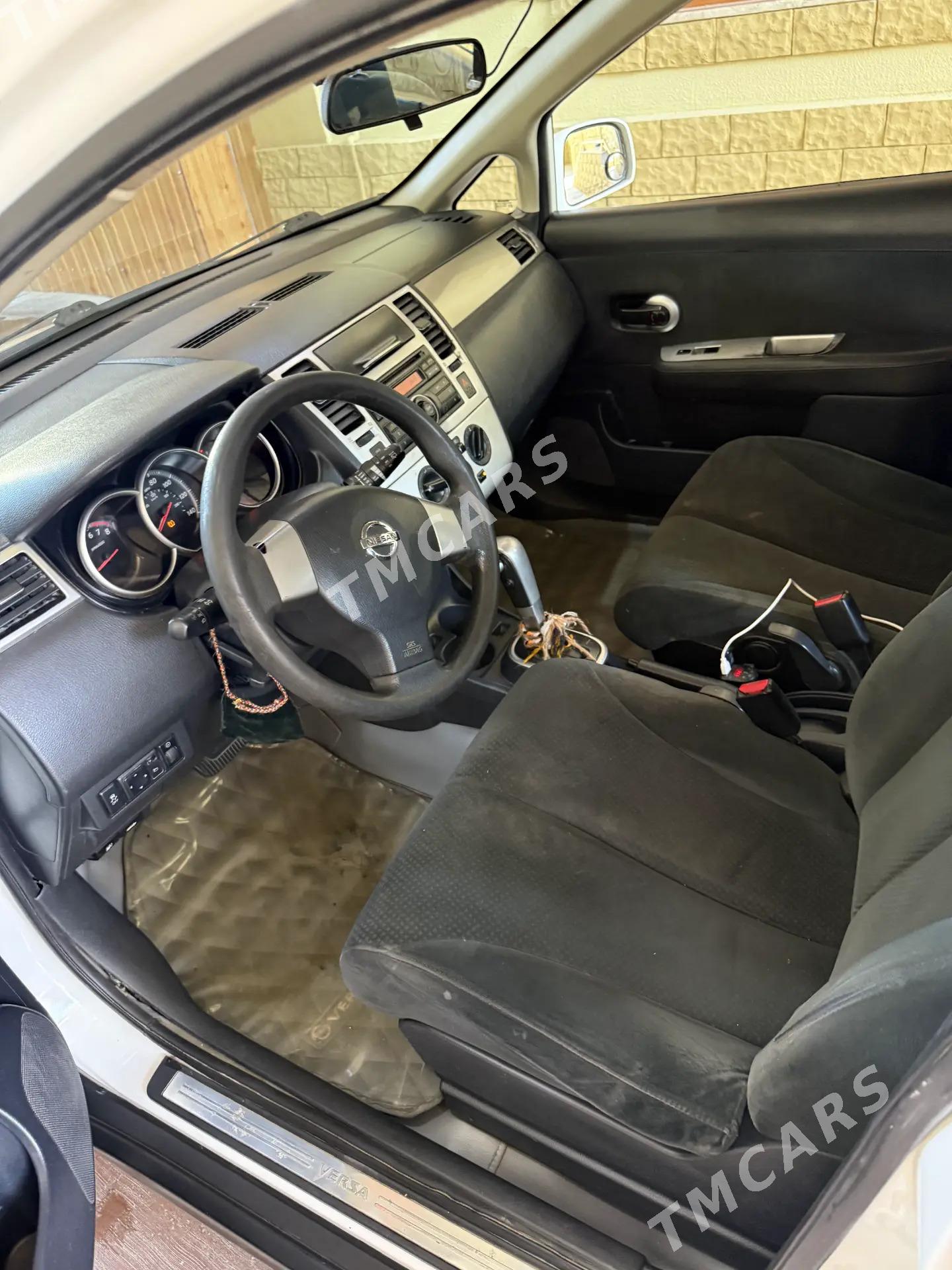 Nissan Versa 2012 - 135 000 TMT - Чоганлы - img 5