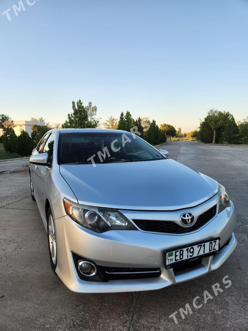 Toyota Camry 2012 - 240 000 TMT - Дашогуз - img 6