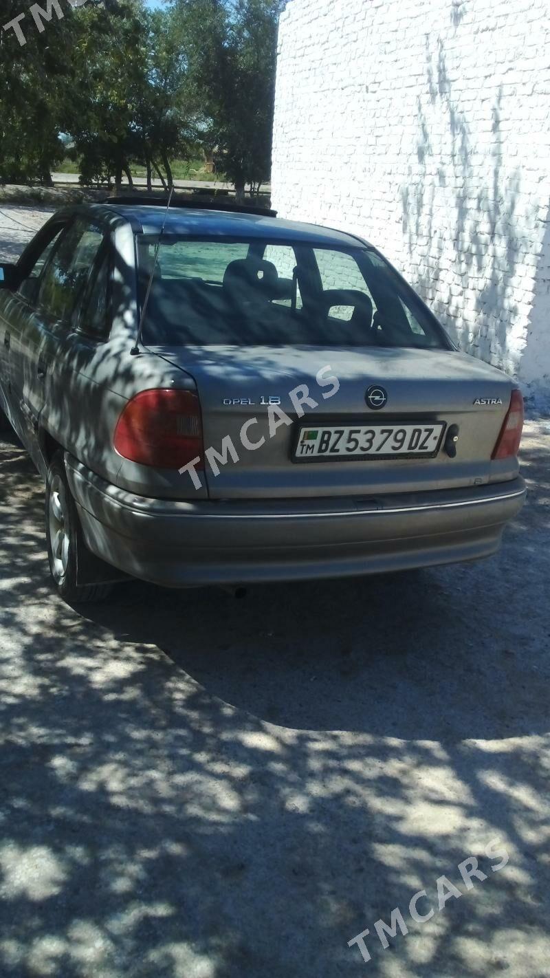 Opel Astra 1992 - 40 000 TMT - Болдумсаз - img 3