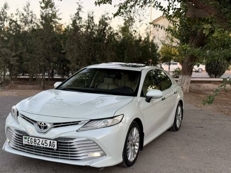 Toyota Camry 2019 - 385 000 TMT - Aşgabat - img 6