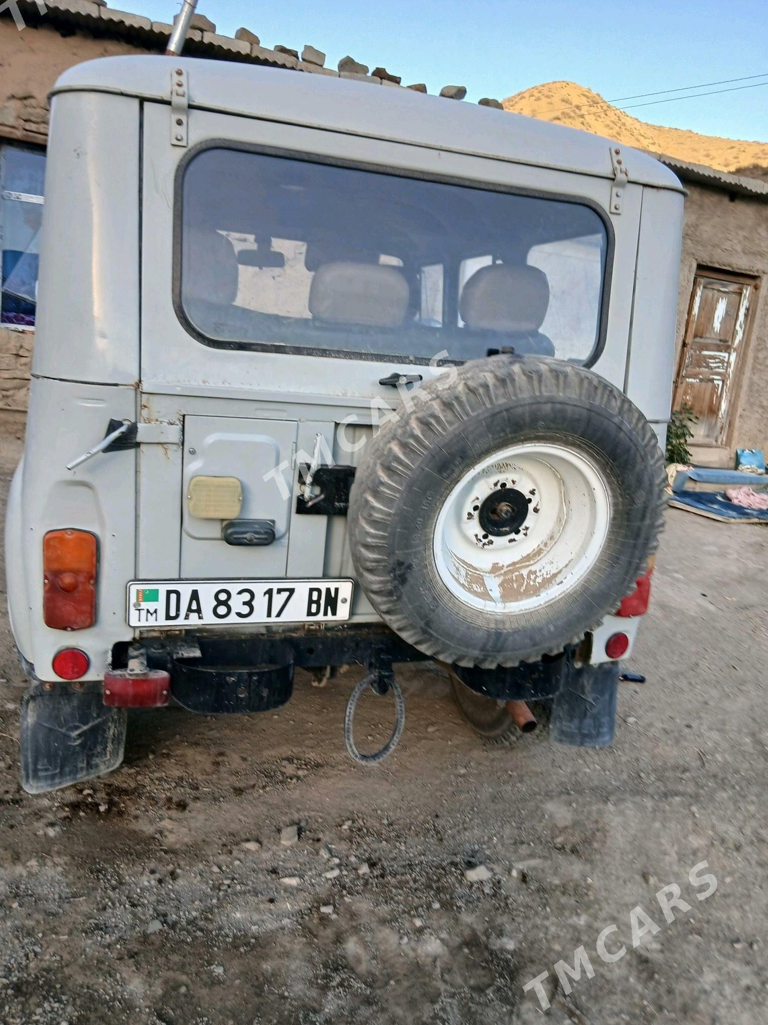 UAZ 469 1998 - 65 000 TMT - Magtymguly - img 2