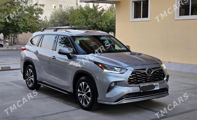 Toyota Highlander 2021 - 520 000 TMT - Мары - img 3