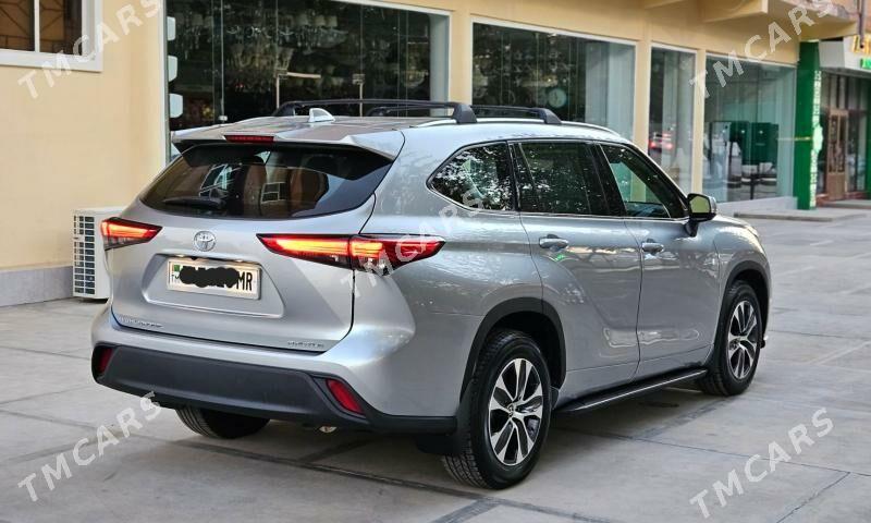 Toyota Highlander 2021 - 520 000 TMT - Мары - img 5