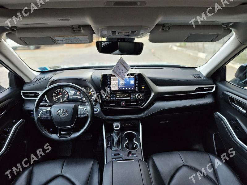 Toyota Highlander 2021 - 520 000 TMT - Мары - img 8