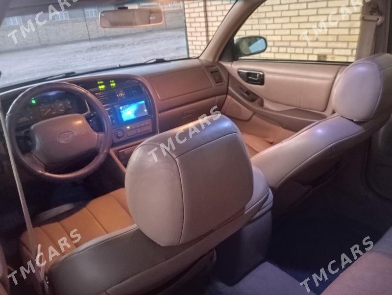 Toyota Avalon 1997 - 120 000 TMT - Байрамали - img 6