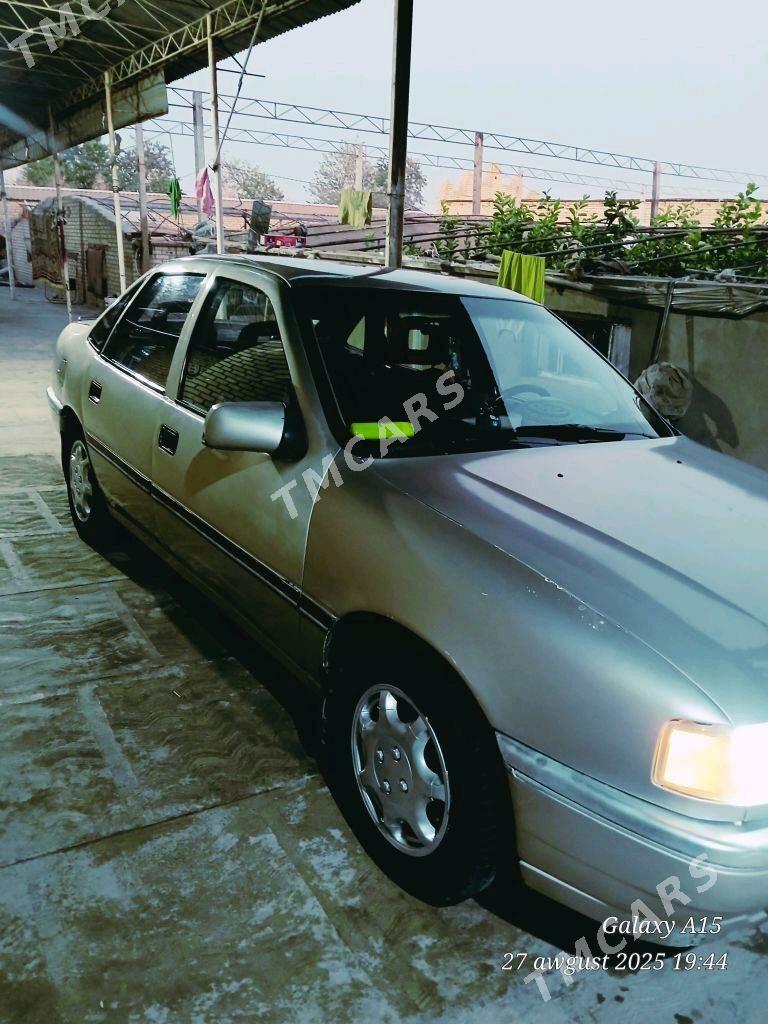 Opel Vectra 1990 - 24 000 TMT - Mary - img 3
