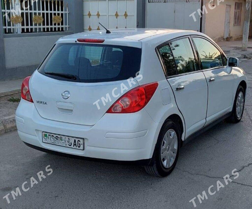 Nissan Versa 2011 - 128 000 TMT - Ашхабад - img 2