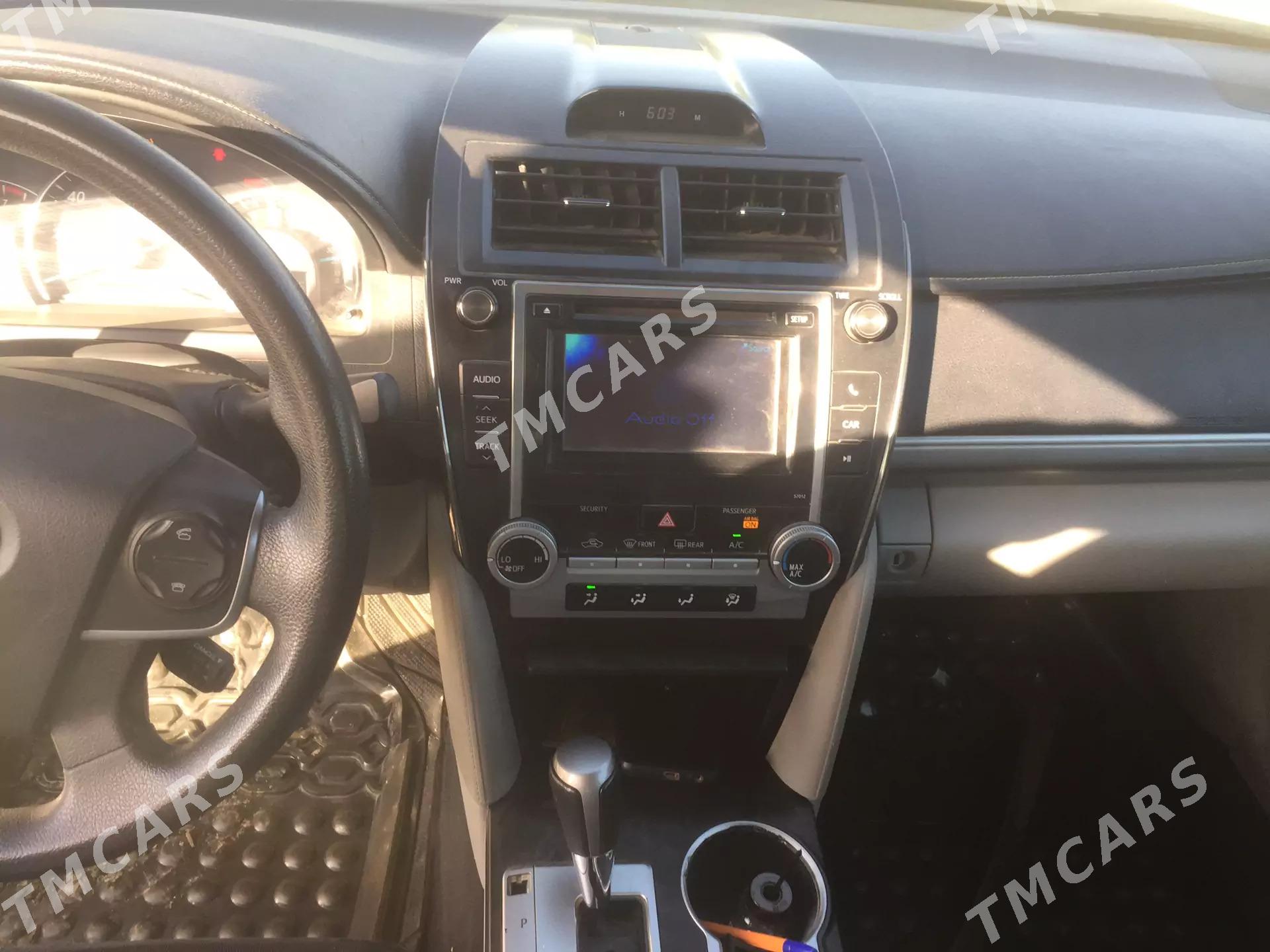 Toyota Camry 2011 - 200 000 TMT - Махтумкули - img 7