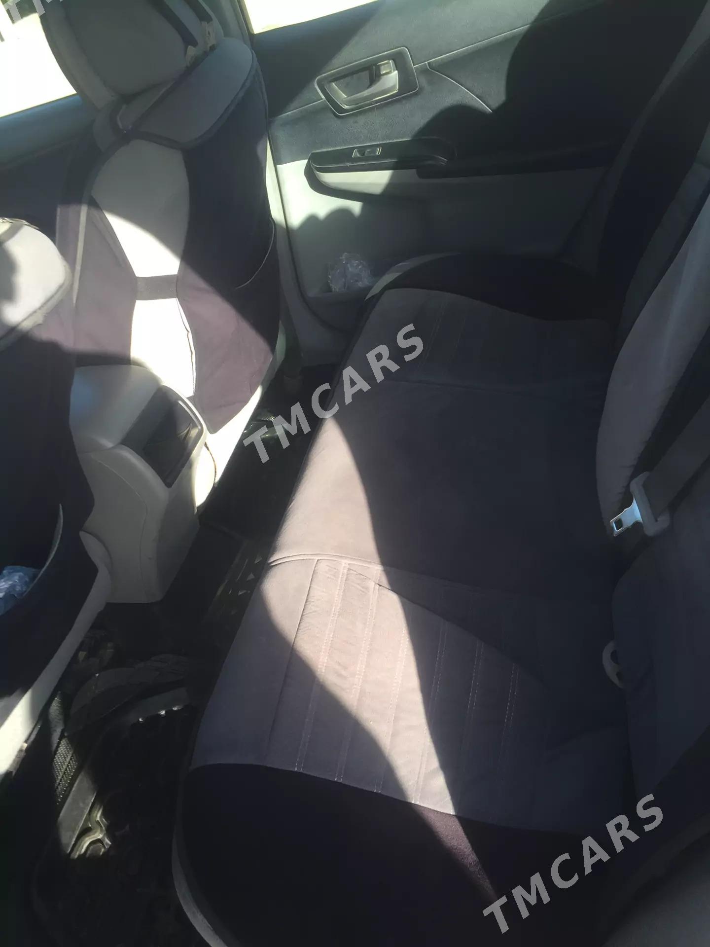Toyota Camry 2011 - 200 000 TMT - Махтумкули - img 2