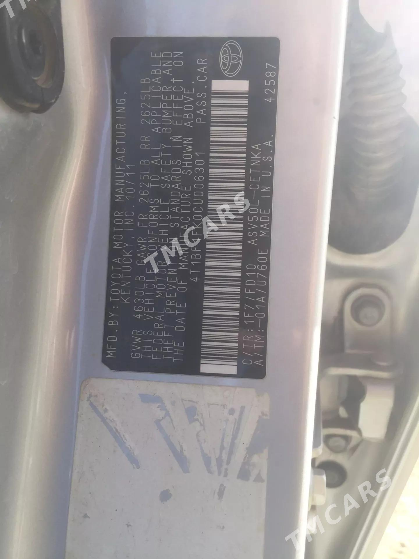Toyota Camry 2011 - 200 000 TMT - Махтумкули - img 4