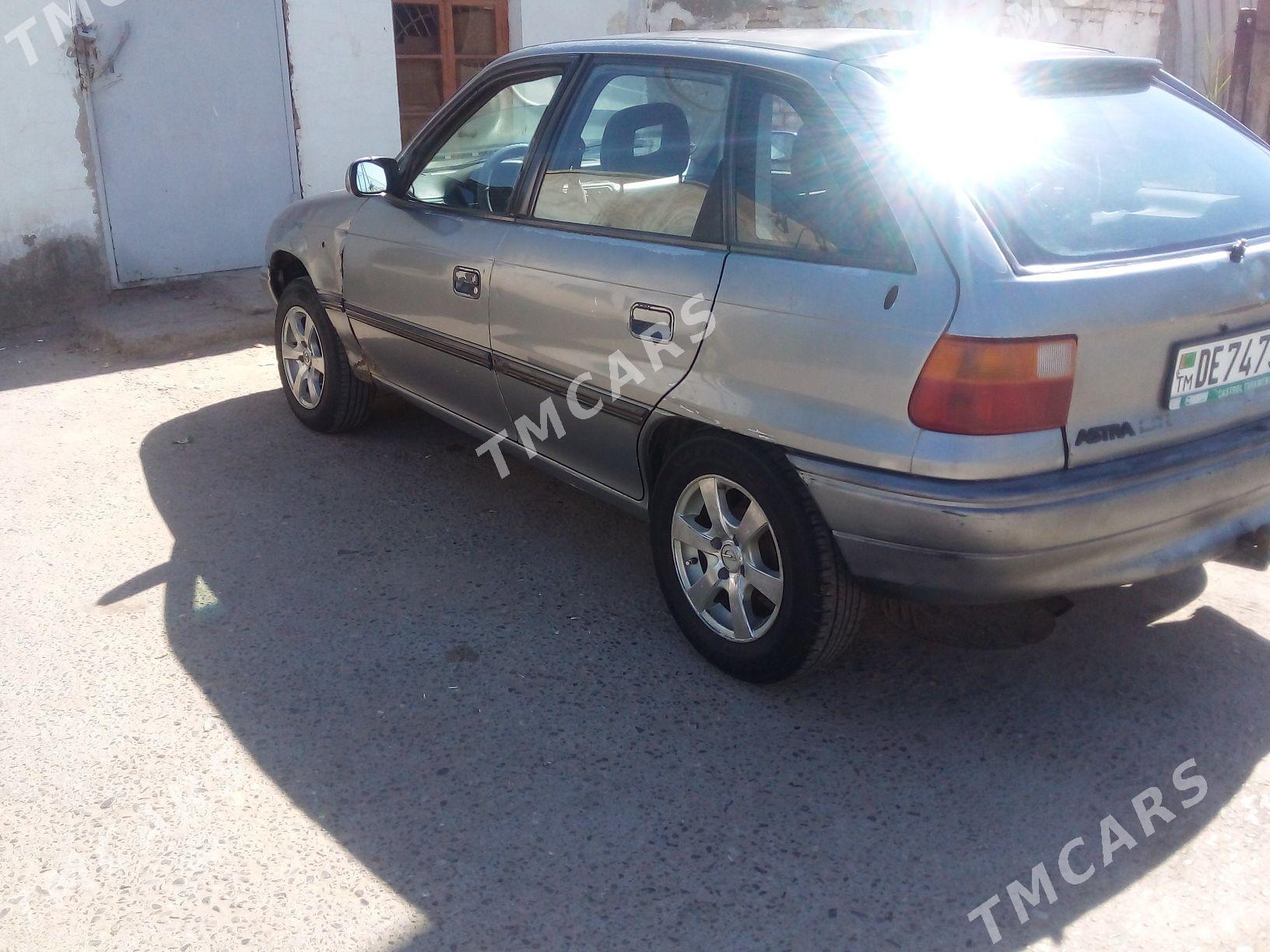 Opel Astra 1993 - 25 000 TMT - Mary - img 2