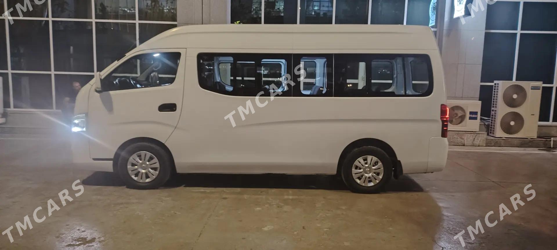 Nissan Urvan 2014 - 190 000 TMT - Köşi - img 2