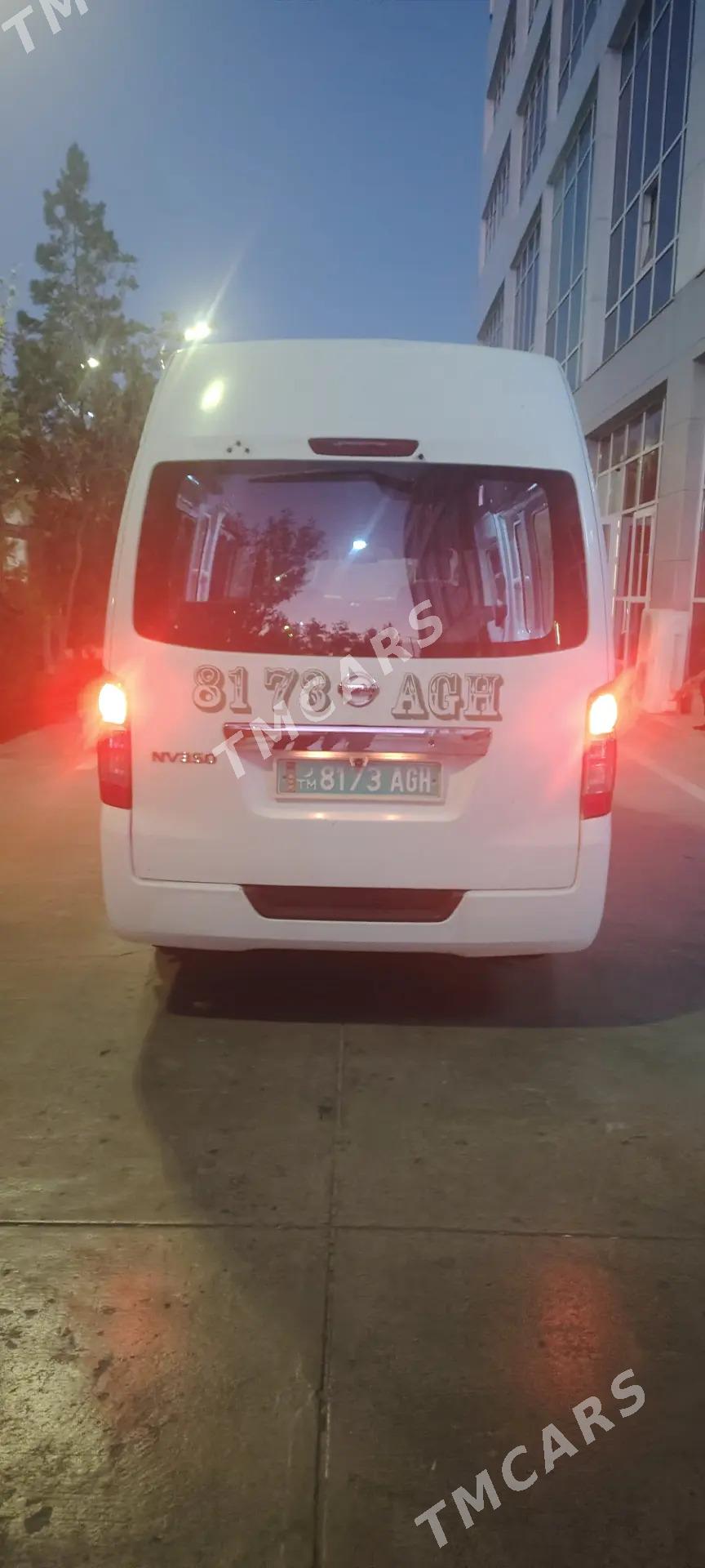 Nissan Urvan 2014 - 190 000 TMT - Köşi - img 4