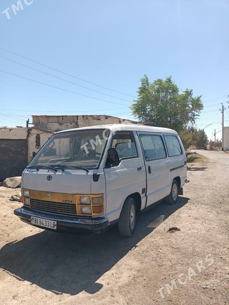 Toyota Hiace 1987 - 40 000 TMT - Çärjew - img 2