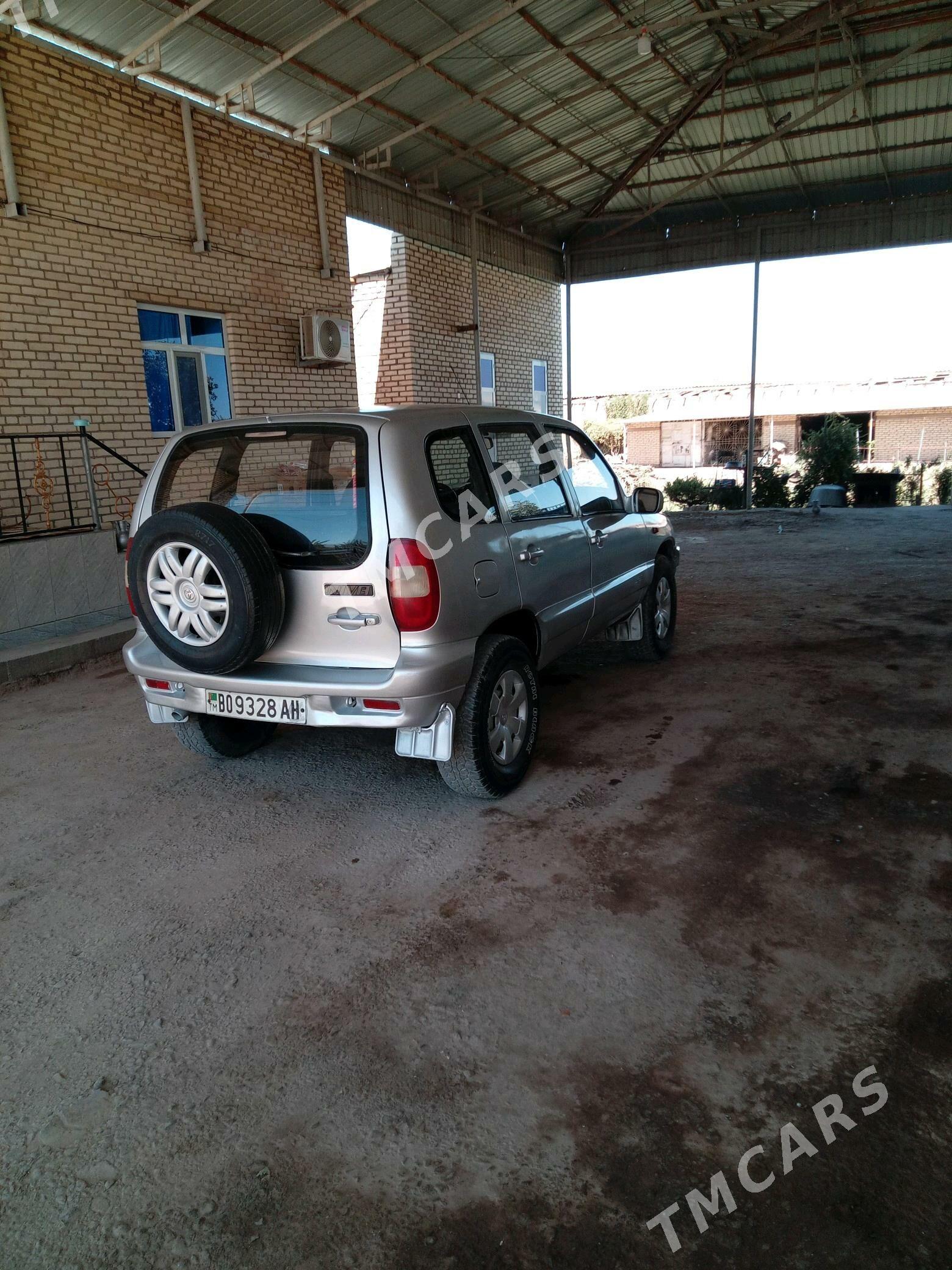 Lada Niva 2005 - 80 000 TMT - Tejen - img 2