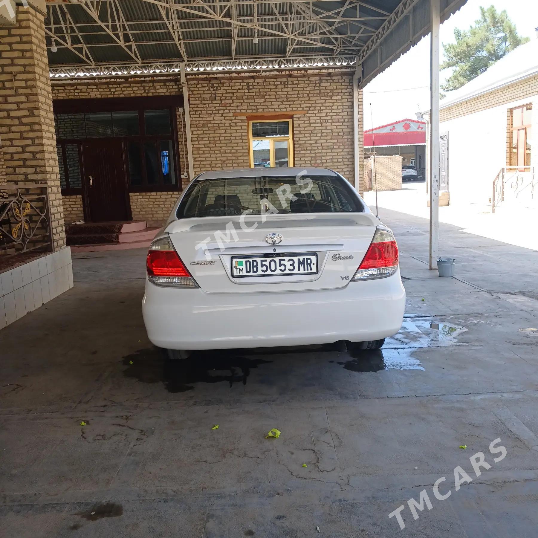 Toyota Camry 2003 - 140 000 TMT - Мары - img 3